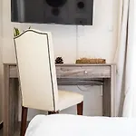 Coastal Elegance 1-min To The *