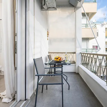 Coastal Elegance 1-min To The 아파트 Ampavris