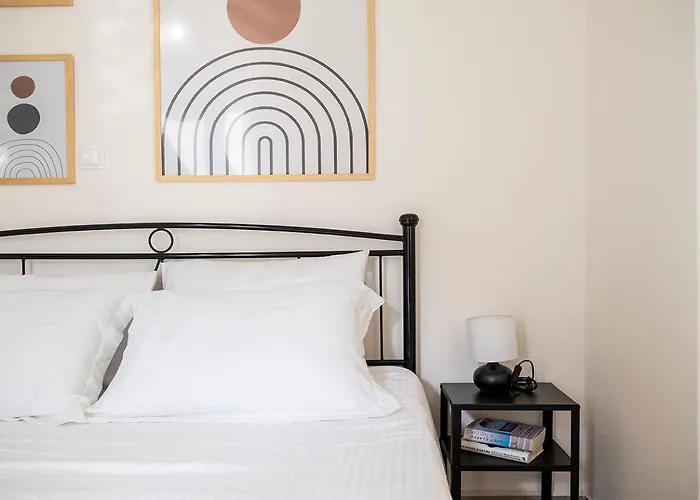 Apartmán Coastal Elegance 1-min To The Ampavris